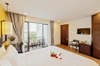 Serene Riverside Hotel Hoi An 青河住宿飯店