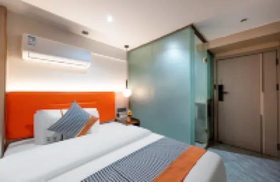 Weiyue International Apartment (Sun Yat-sen Memorial Hospital Yide Road Subway Station) Hotels near Guangdong Customs Museum