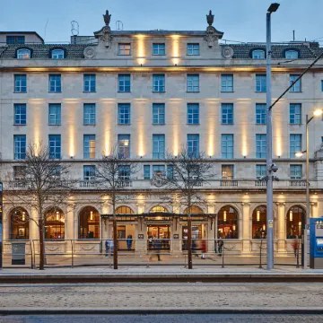 Riu Plaza the Gresham Dublin Отели рядом с достопримечательностью «Парк Маунтджой-сквер»