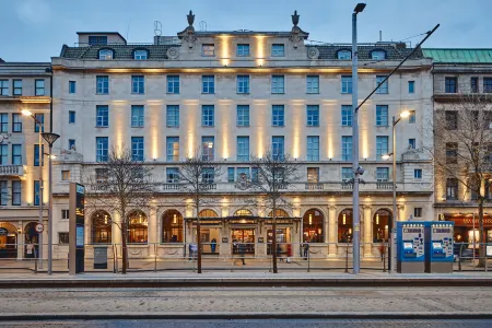 Riu Plaza the Gresham Dublin Отели рядом с достопримечательностью «Церковь Святого Аудоена»