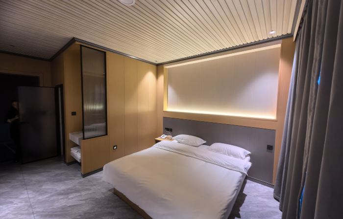 Huidu Hotel