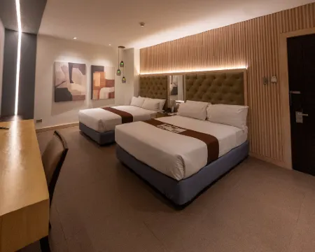 โรงแรมคาสเซิลพีค โรงแรมในเซบู