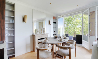 Luxurious apartment - 2BR- 6P Eiffel Tower view