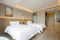 Manju Cloud Court Hotel