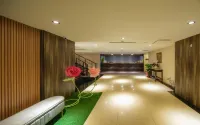 Rich & Free Hotel - Fuzhong Hotel in zona Tempio di Yonglian
