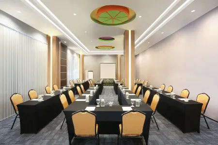 Avery Kusumanegara Yogyakarta Отели в г. Umbulharjo