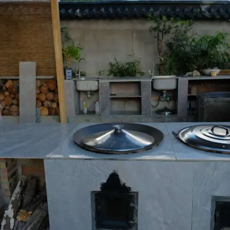 Zhonggu Homestay (Wenquan Cultural Park)