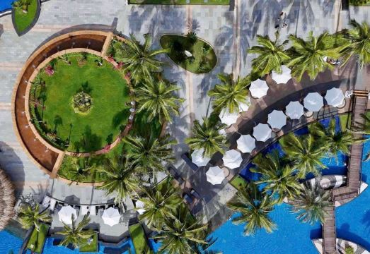 크라운 플라자 수영장