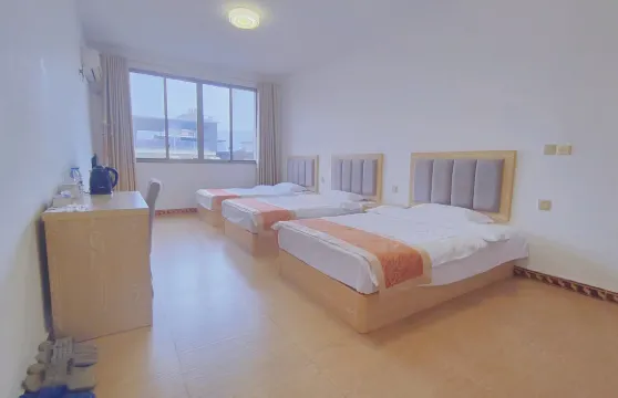 蘆山姜城熊貓酒店