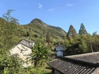 Rujia Aifei Hotel (Shaoxing Pingshui Zhen) - غرفة مطلة على الجبل
