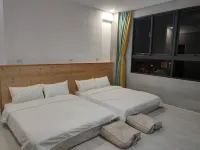 Finding Popsicle Homestay Hotels near Yuli Train Station