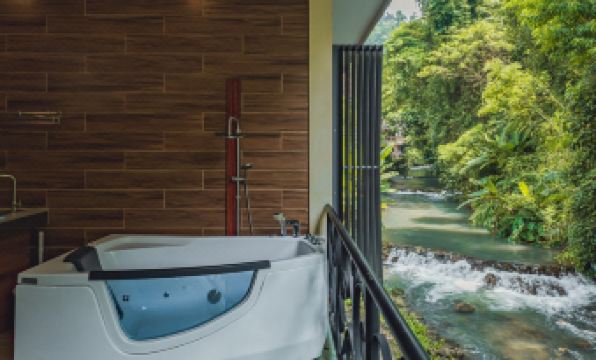 Namtok Sarika Resotel