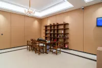 Dongli Holiday Hotel