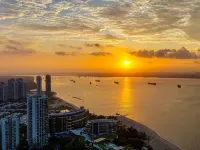 Spectacular Seaview Apartment at Forest City 森林城市水樂園附近的飯店