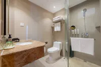 Luzhou Nanyuan Hotel - balcony