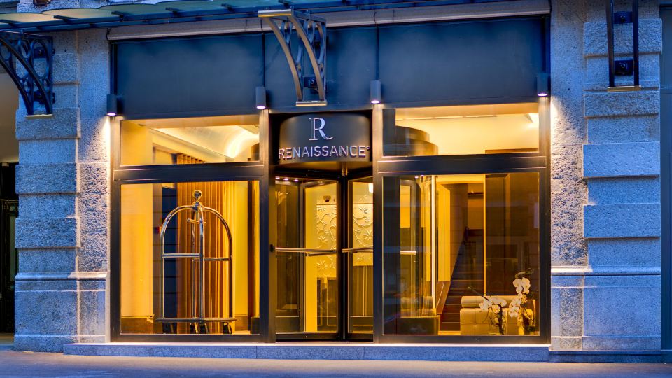 Renaissance Lucerne Hotel