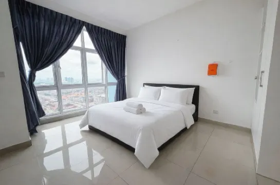 JB Town | Twin Galaxy Couple Studio | 2 pax