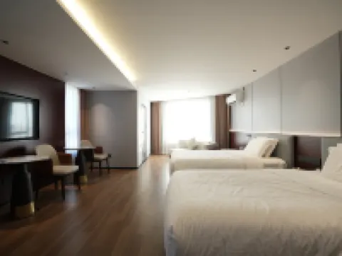 湘粵商務飯店XIANGYUE(瓦岱機場三江商貿城店&提前約免費接送機) 萬象酒店