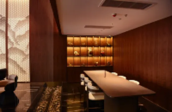 輝耀酒店（任丘市礦山公園店）