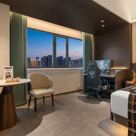 Yeyuchen E-sports Audio-Visual Hotel (Handan East Station Meilecheng)