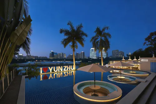 雲駐·諾亞江景度假飯店（西雙版納景洪告莊西雙景星光夜市店）