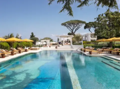 จูเมราห์ คาปริ พาเลซ