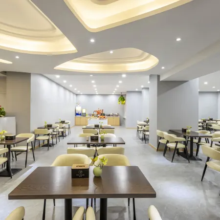 Pine House(Yangshuo West Street Branch)