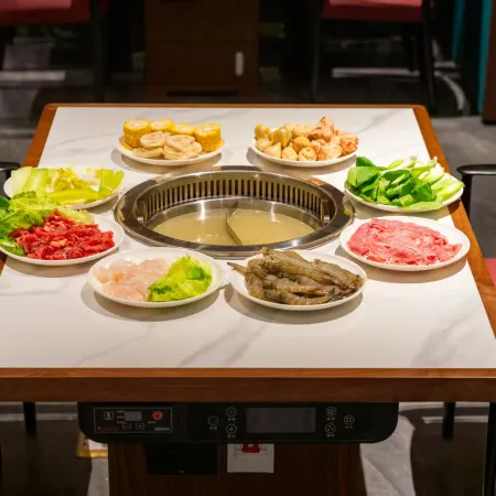Xiangfeng Carnival Hotel