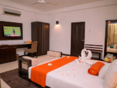 Oak Ray Elephant Lake