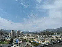 Jinshan Hotel - Mountain view
