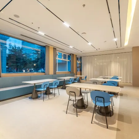 Home Inn UP Huayi Zhitui Hotel (Yixing, Renmin Middle Road, Jiaqiaohe Pedestrian Street Store