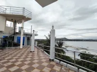 Mountain Meets The Sea Hidden Resort