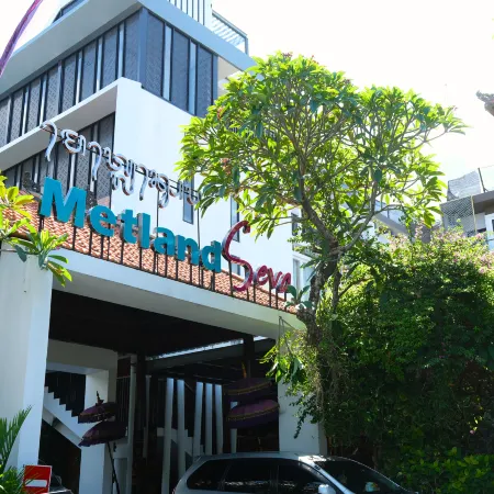 Metland Seva Seminyak (Formerly Horison Ultima Seminyak Bali) Отели рядом с достопримечательностью «Пляж Дабл-Сикс»