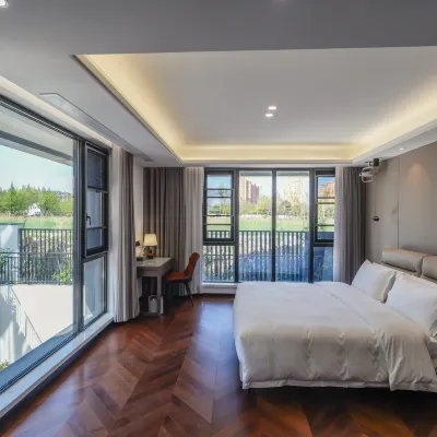 Suzhou Yujv · Yaji (Hanshan Temple) Hotels near Feng Bridge