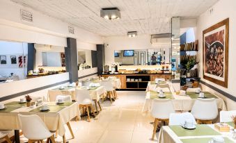 Alpino Hotel