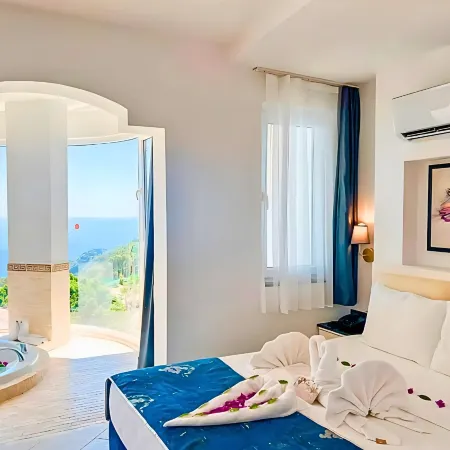 Azure Palm Resort hotel