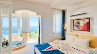 Azure Palm Resort hotel