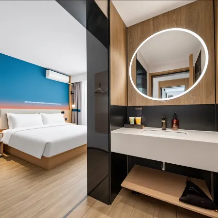 Ni Hao Hotel (Chengdu Jiuyanqiao Niuwangmiao) Отели рядом с достопримечательностью «Мост Цзюянь»