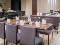 Eda International Youth Hostel Hotels in Emeishan City