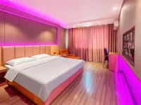 Pullman Hotel (Huaiyuan County Government Store) - Parkering