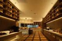 Zhuzhou Shifeng Ramada Hotel - Parkplatz