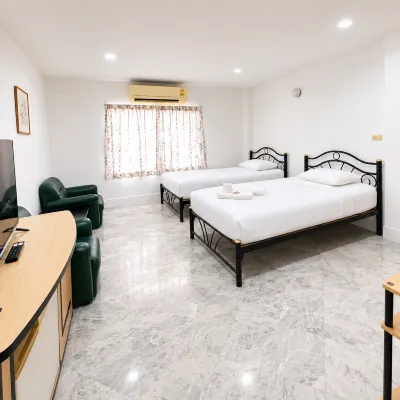 Luxury Hotel Kanchanaburi Các khách sạn gần Trung tâm thương mại Robinsons