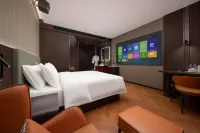 Mia Design Hotel (Taojiang) - parking