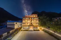 黑水半山渡·悅隱飯店 - 3 星級