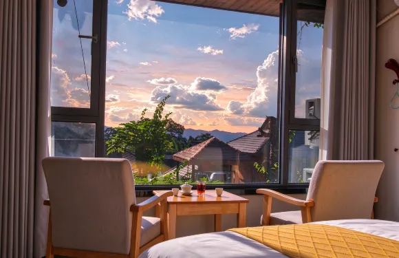 布朗人家·雲海林韻山居（景邁山景區店）