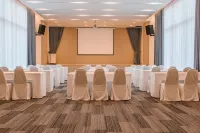 ONE Hotel Hotels in Khlong Luang