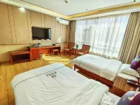 Hezheng Yunlong Hotel - parcheggio