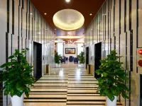 Muong Thanh Grand Saigon Centre Hotel Hotels near British Consulate General