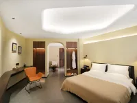 Laidun Smart Hotel Hotels near Danshui