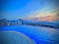 Grand Tourane Nha Trang Hotel - Pools